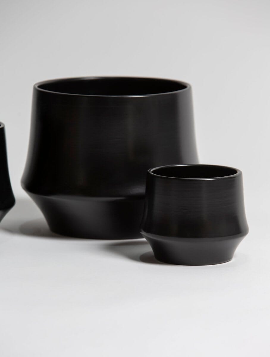 Obsidian Twist Ceramic Pot (3 Sizes)