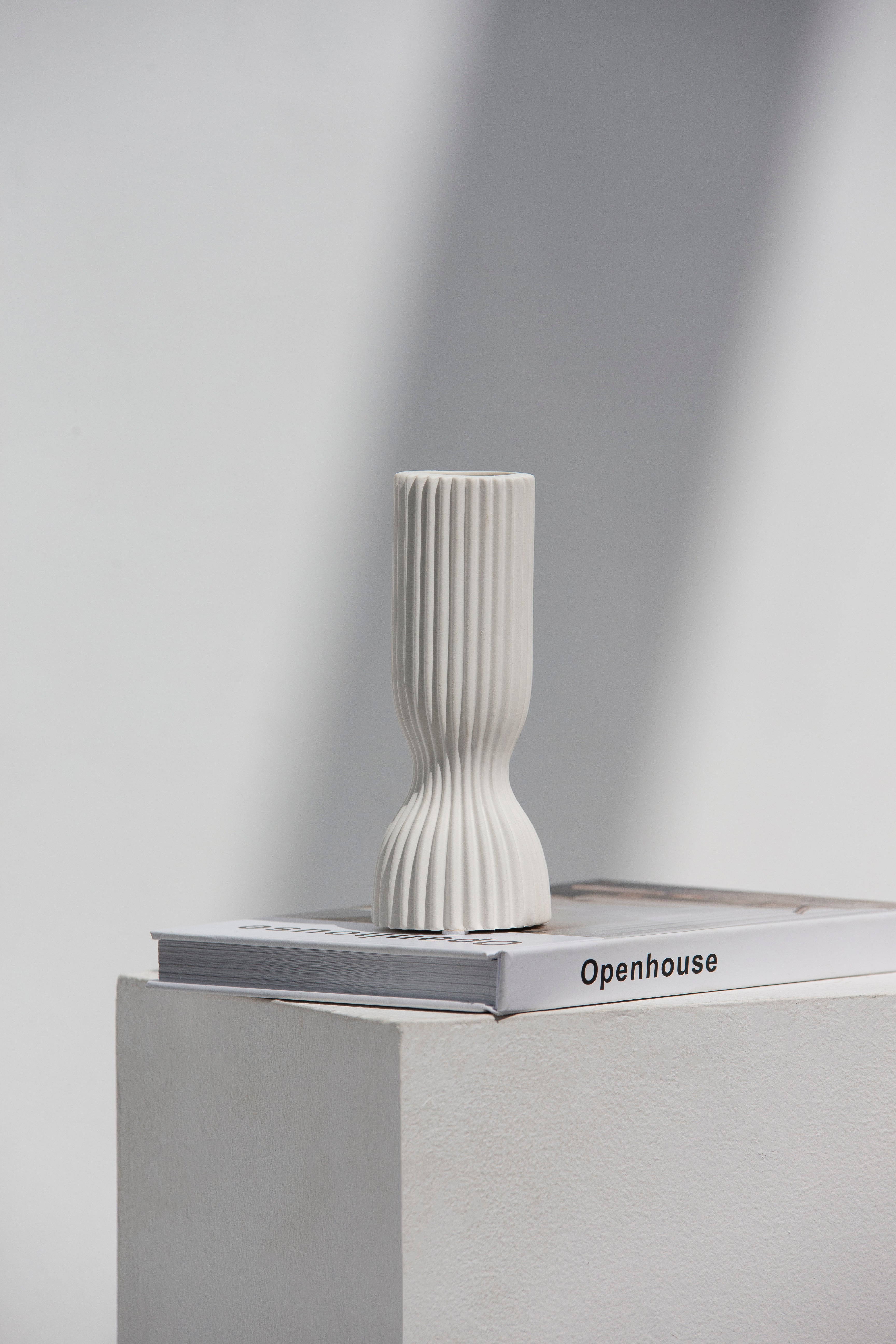 Verve Minimalist Vase