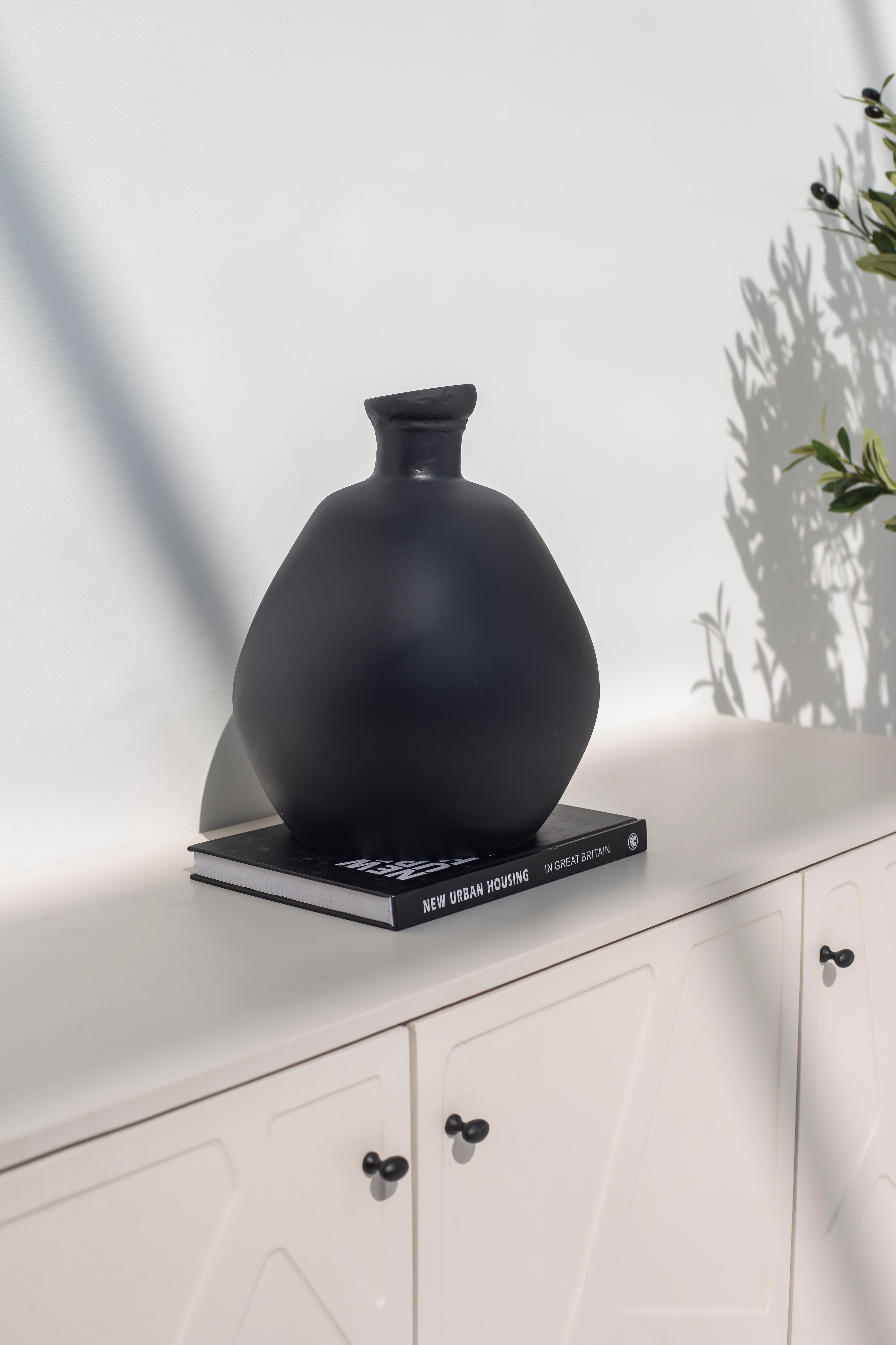 Eliza Black Concrete Vase
