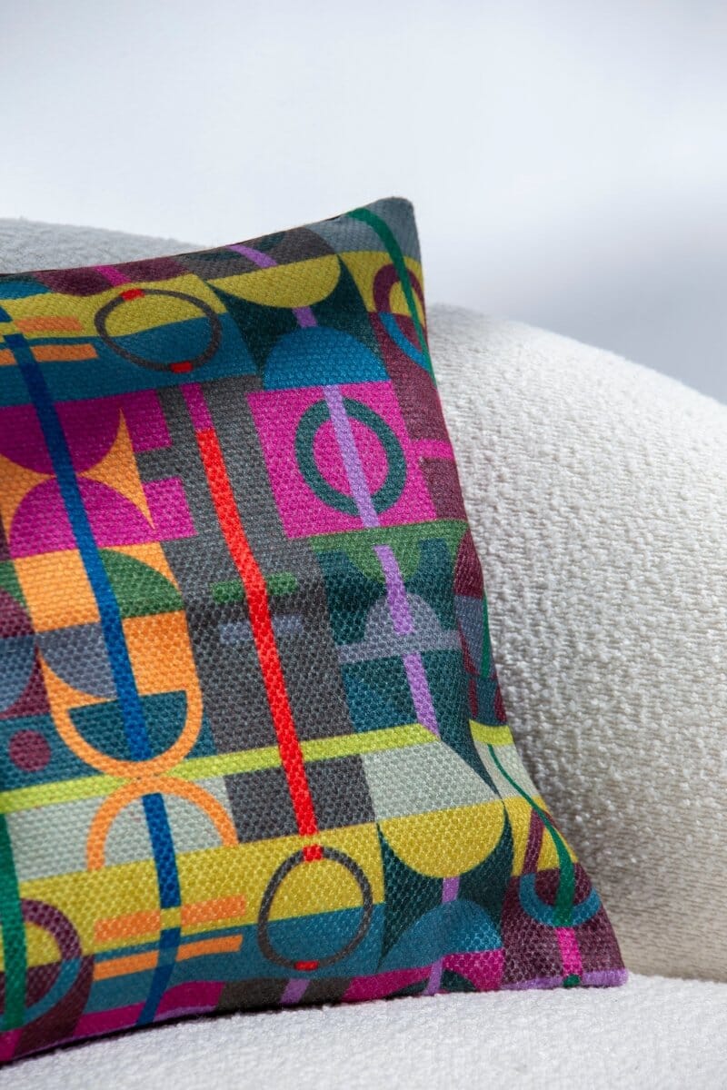 Multi-Colored Geometric Polyester Cushion Cover (45x45 CM) Cushion -- Cushion Cover 