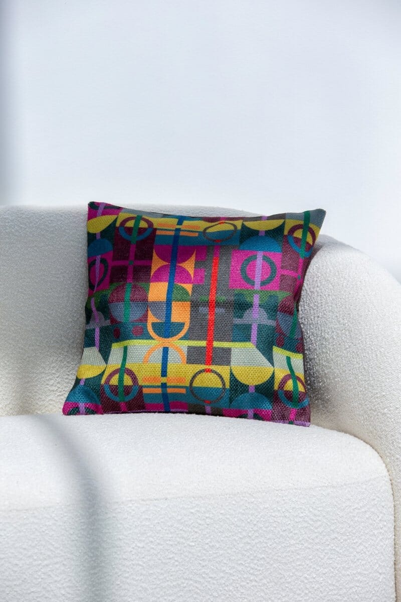 Multi-Colored Geometric Polyester Cushion Cover (45x45 CM) Cushion -- Cushion Cover 