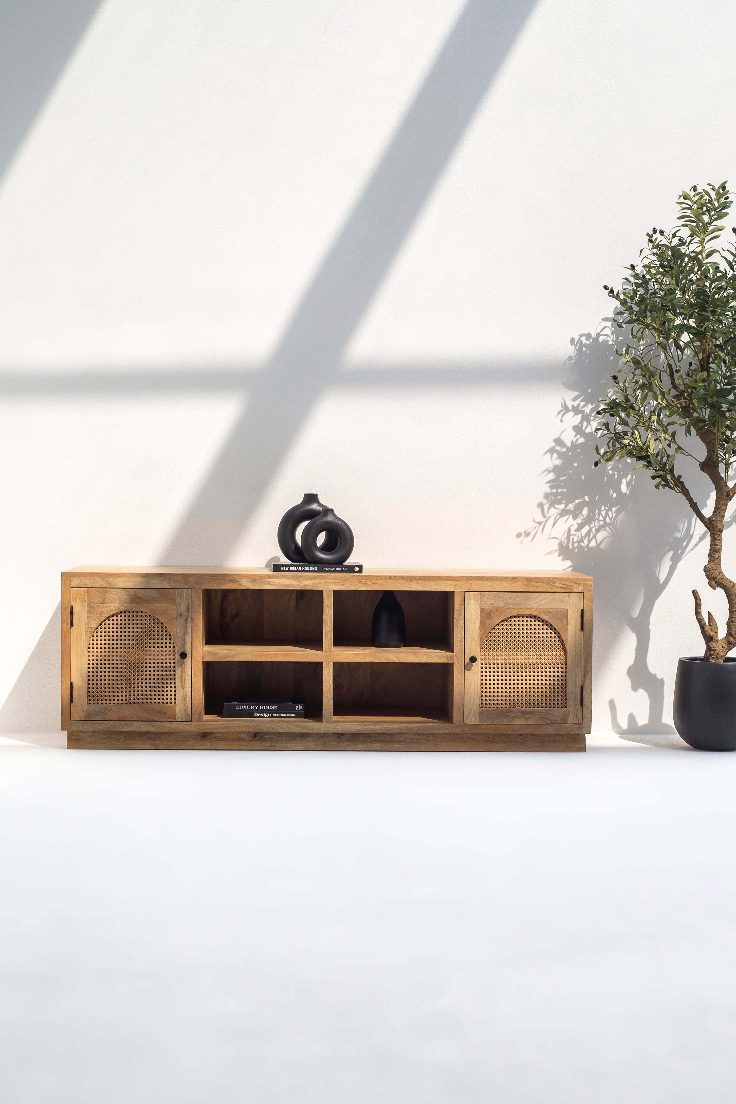 Cyrille Wooden Media Unit