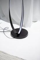 Elegant Spiral LED Black Floor Lamp: Modernistry in Lighting 