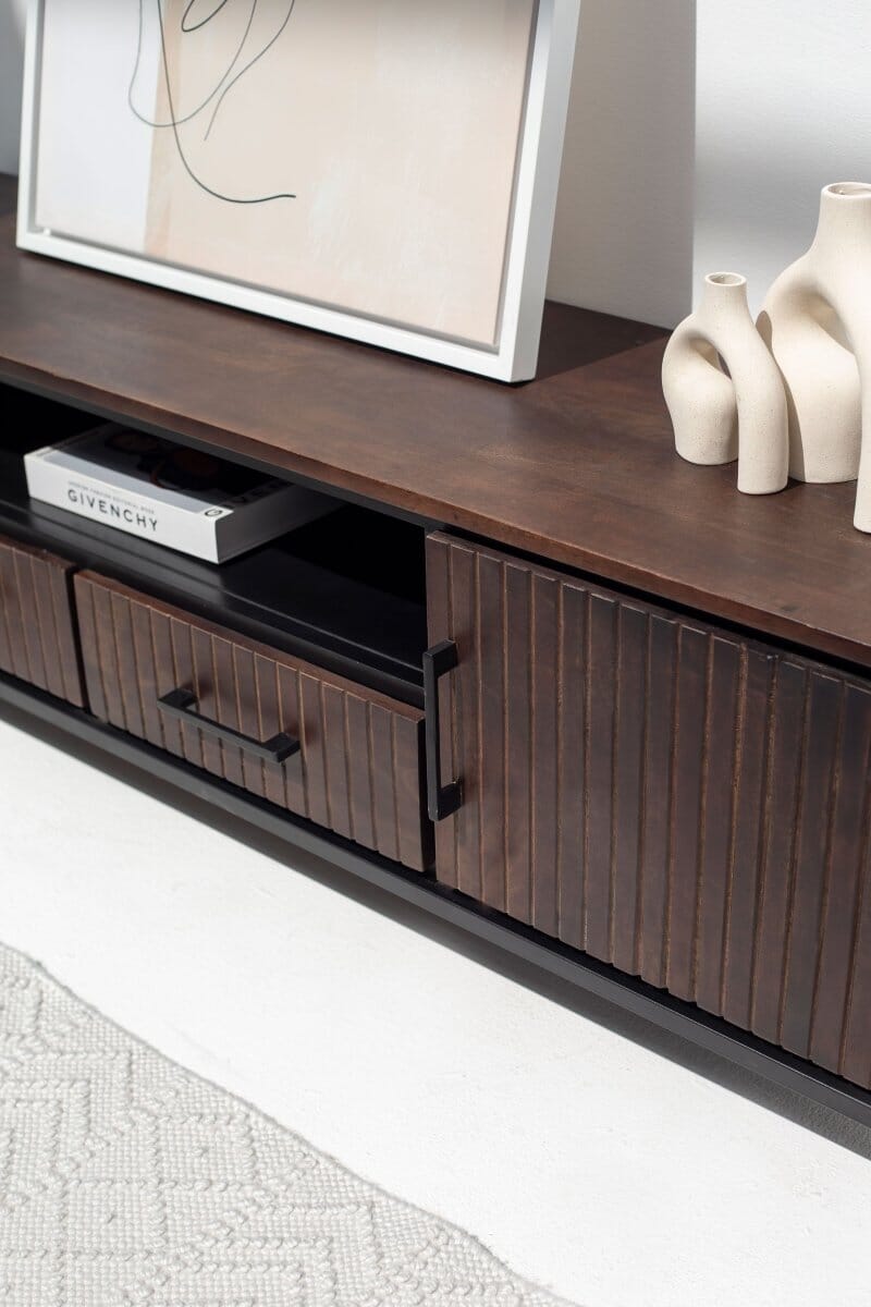 Della Media Console 