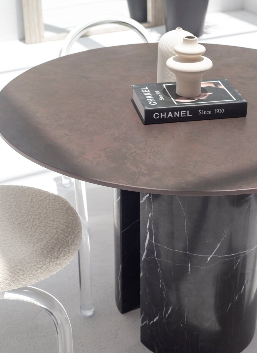Orithyia Brown Dekton Dining Table with Marquina Base 