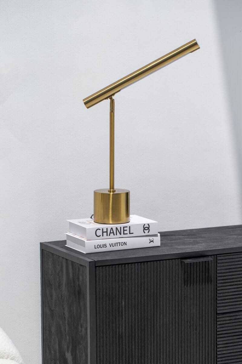 Sleek Minimalist: Modern Metal LED Table Lamp FAB02 