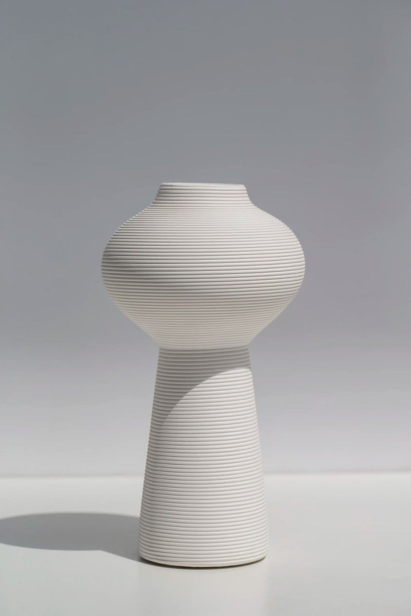 White Rippled Orb Vase – Sculptural round vase with ripple detail ...