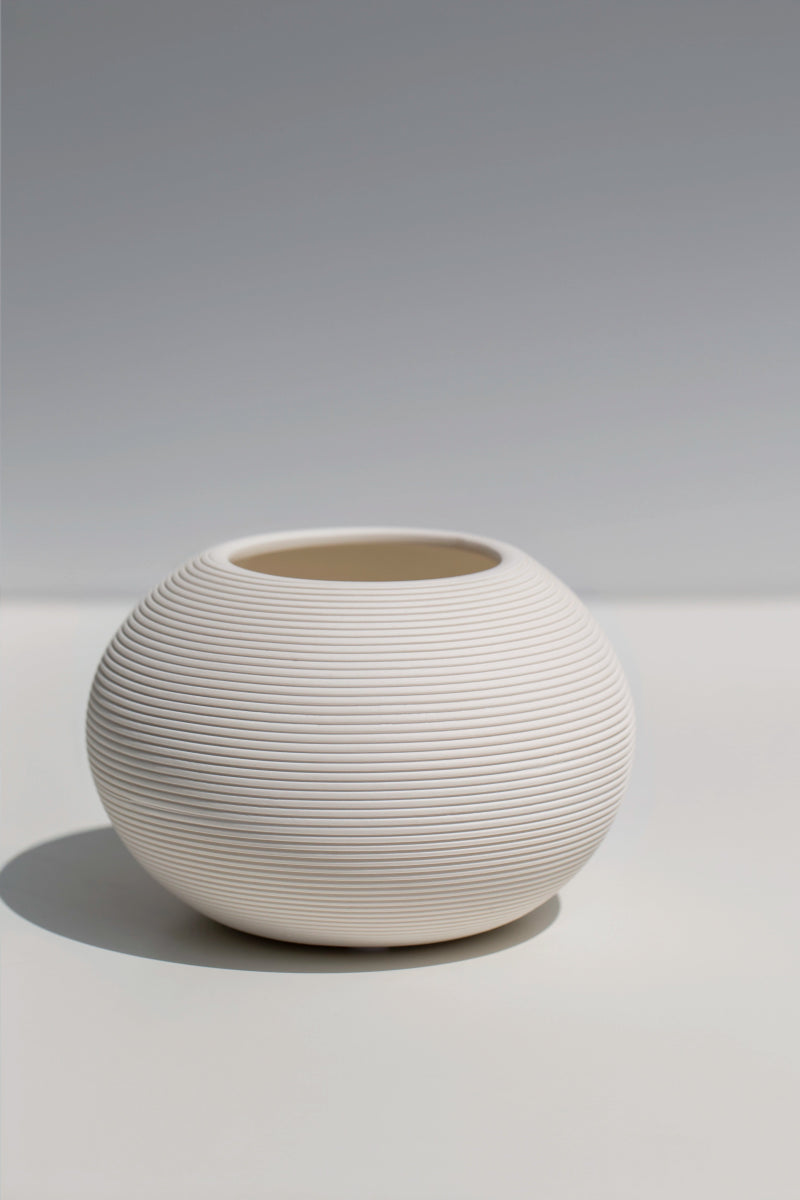 Round Flat Ceramic Vase 