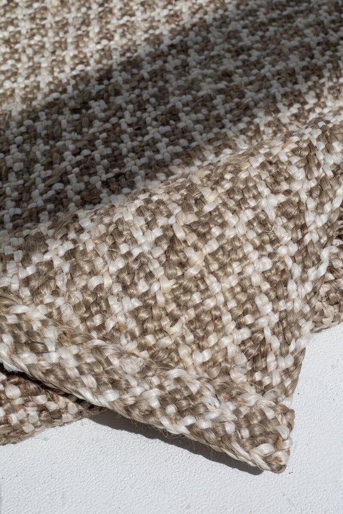 Urban Maze - Criss Cross Brown Crochet Jute Rug (200x300 CM) CROCHET JUTE RUG RAM 