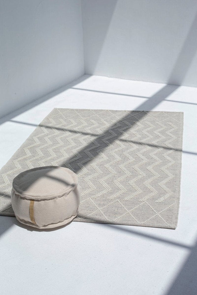 Wave of Elegance - Natural White Woven Wave Patterned Rug (4 Sizes) WOVEN RUG RAM 