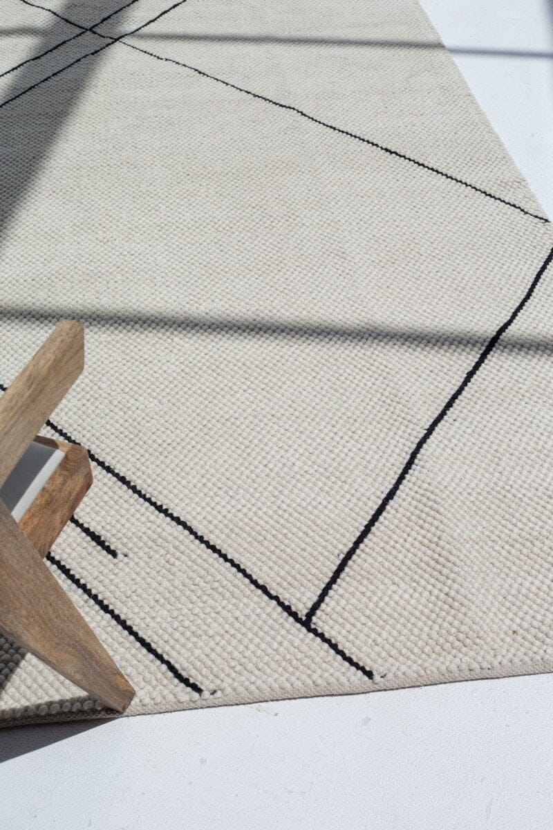 Monochrome Melody - Woven Rug (200x300 CM) WOVEN RUG RAM 