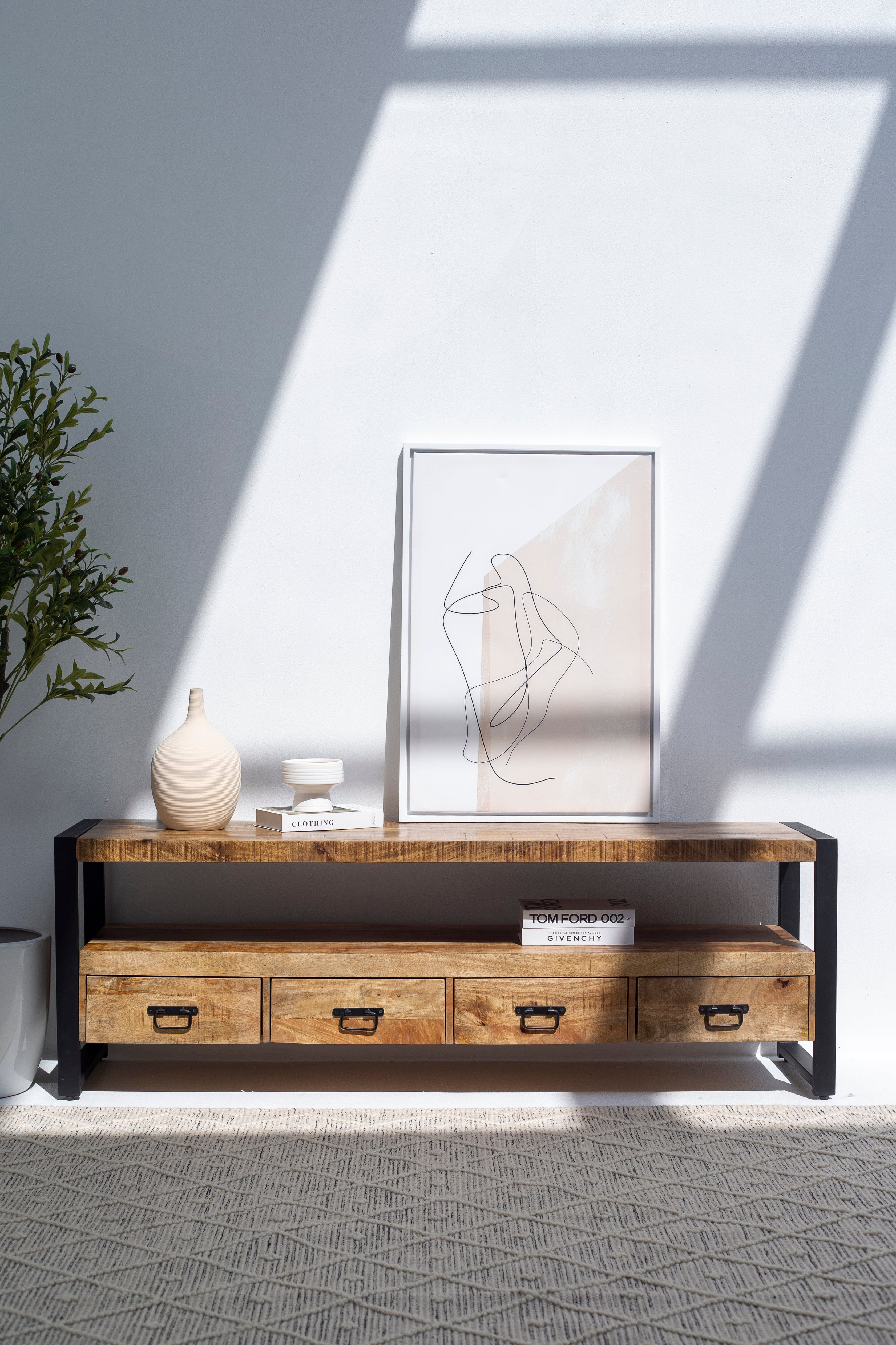 Octavia Industrial Design Media Console ART 