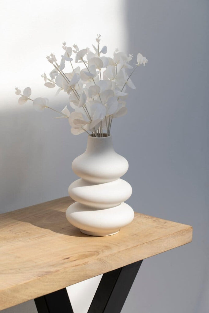 White Ceramic Wavy Vase IBE02 