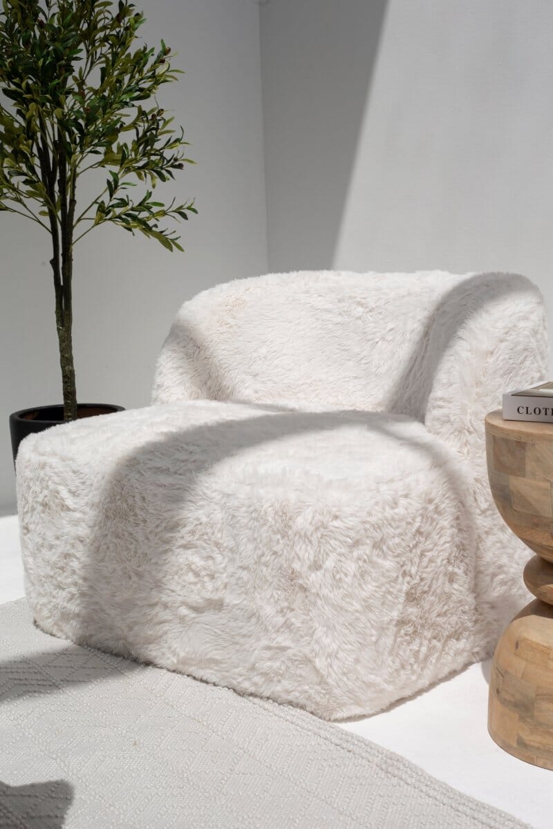 Fleur Off-White Fur Lounge Sofa Chair