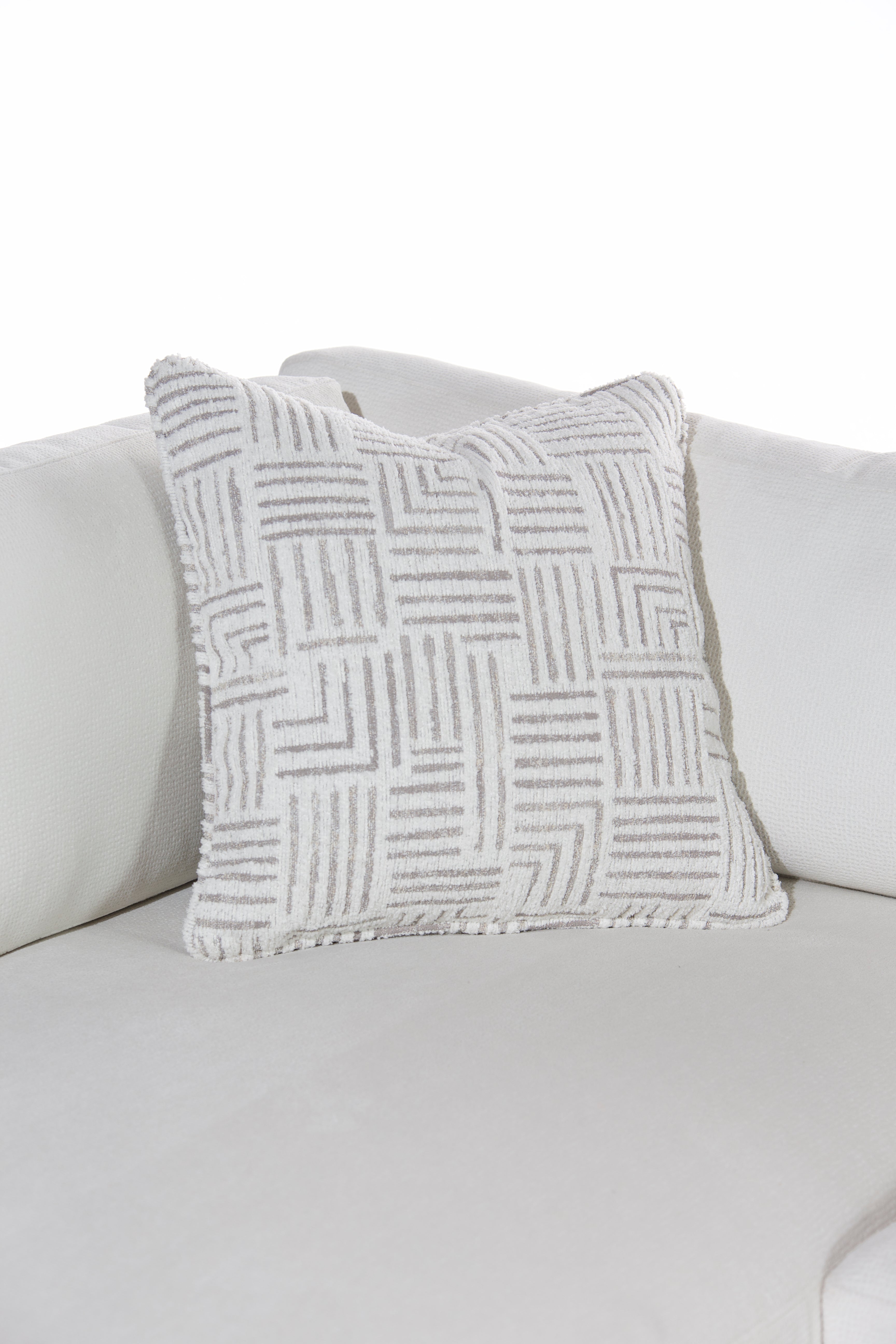 Pearl Grid Cushion With Filler