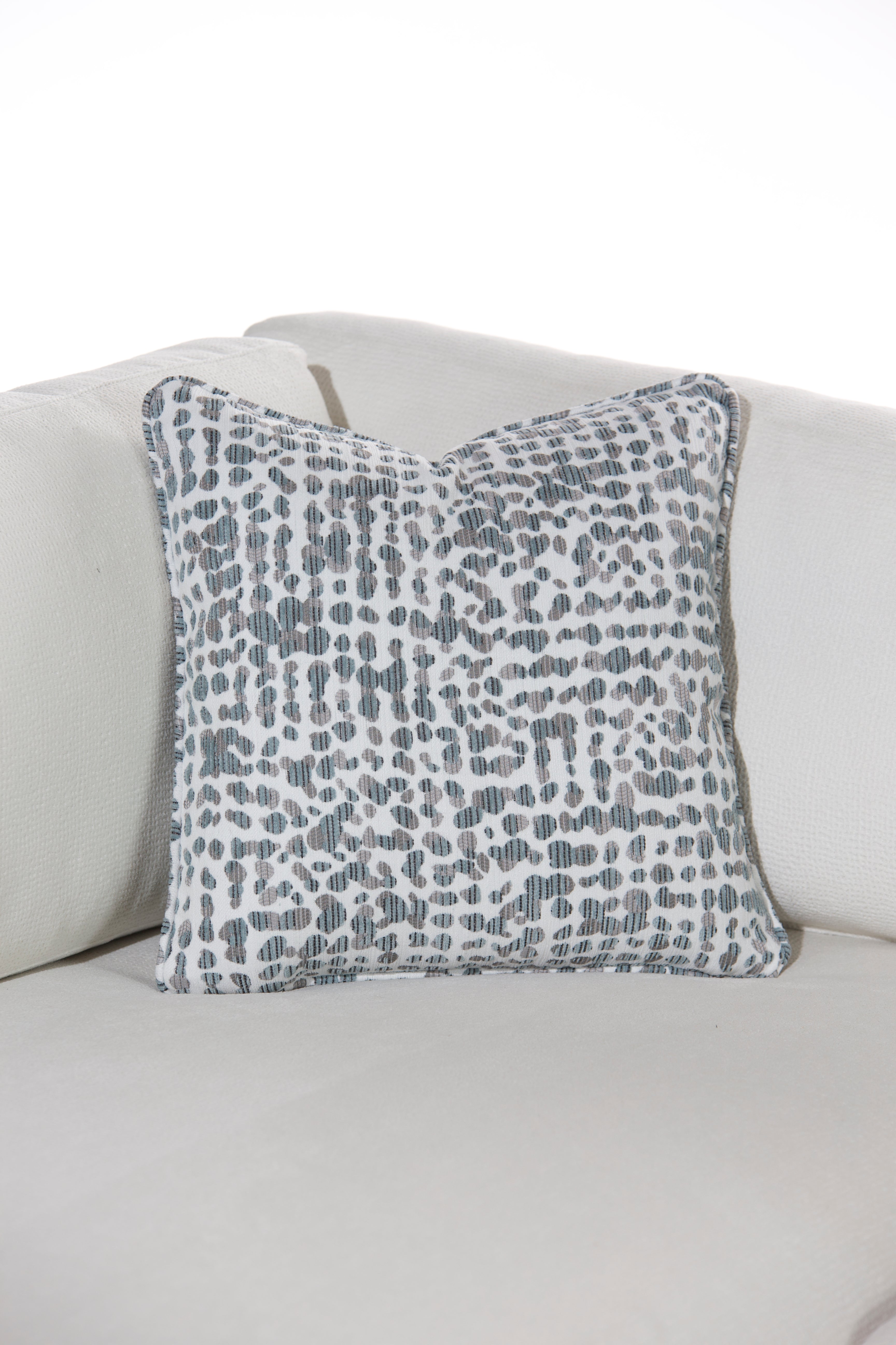 Luna Speck Cushion With Filler