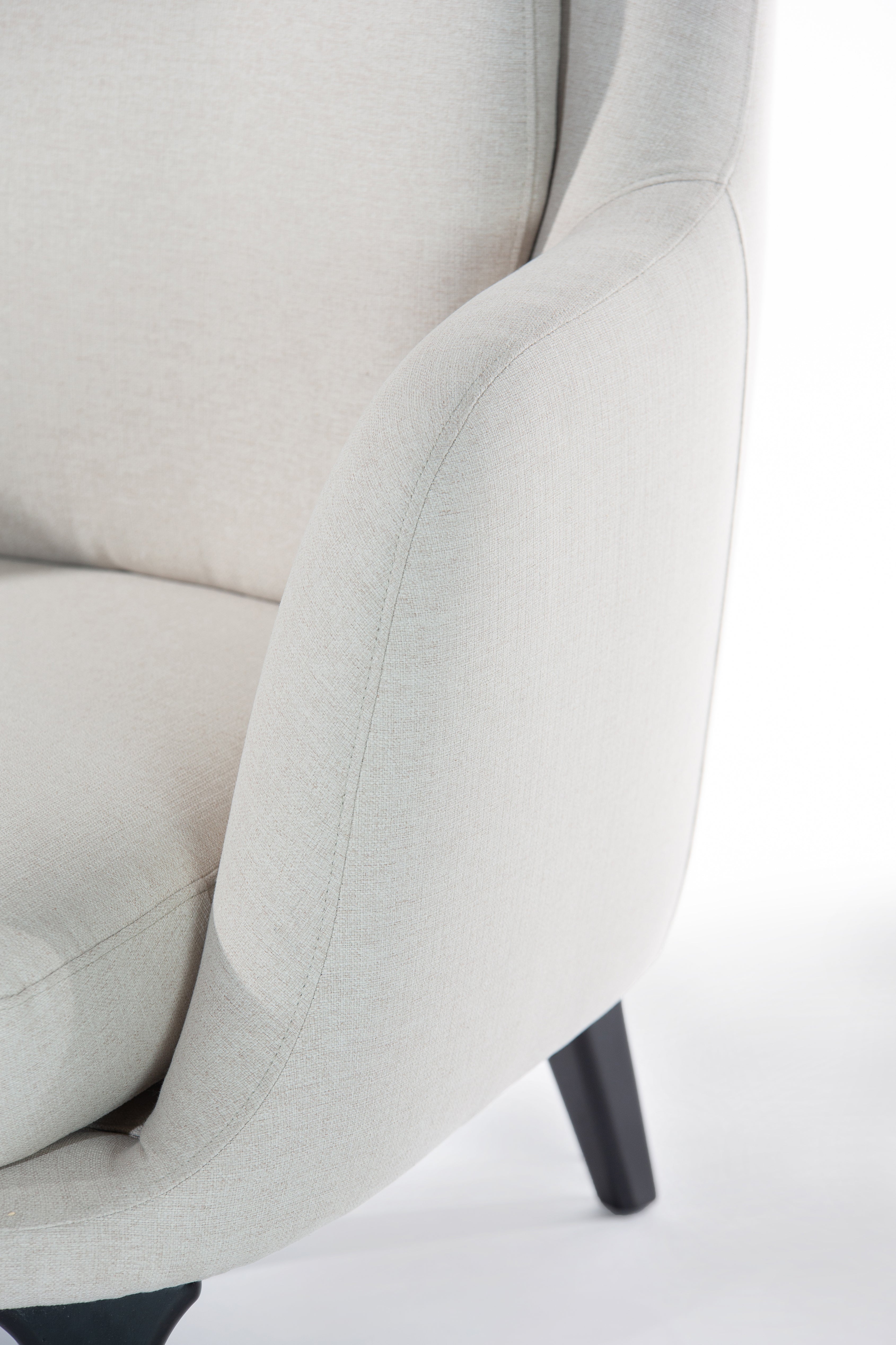 Kaelith Lounge Chair