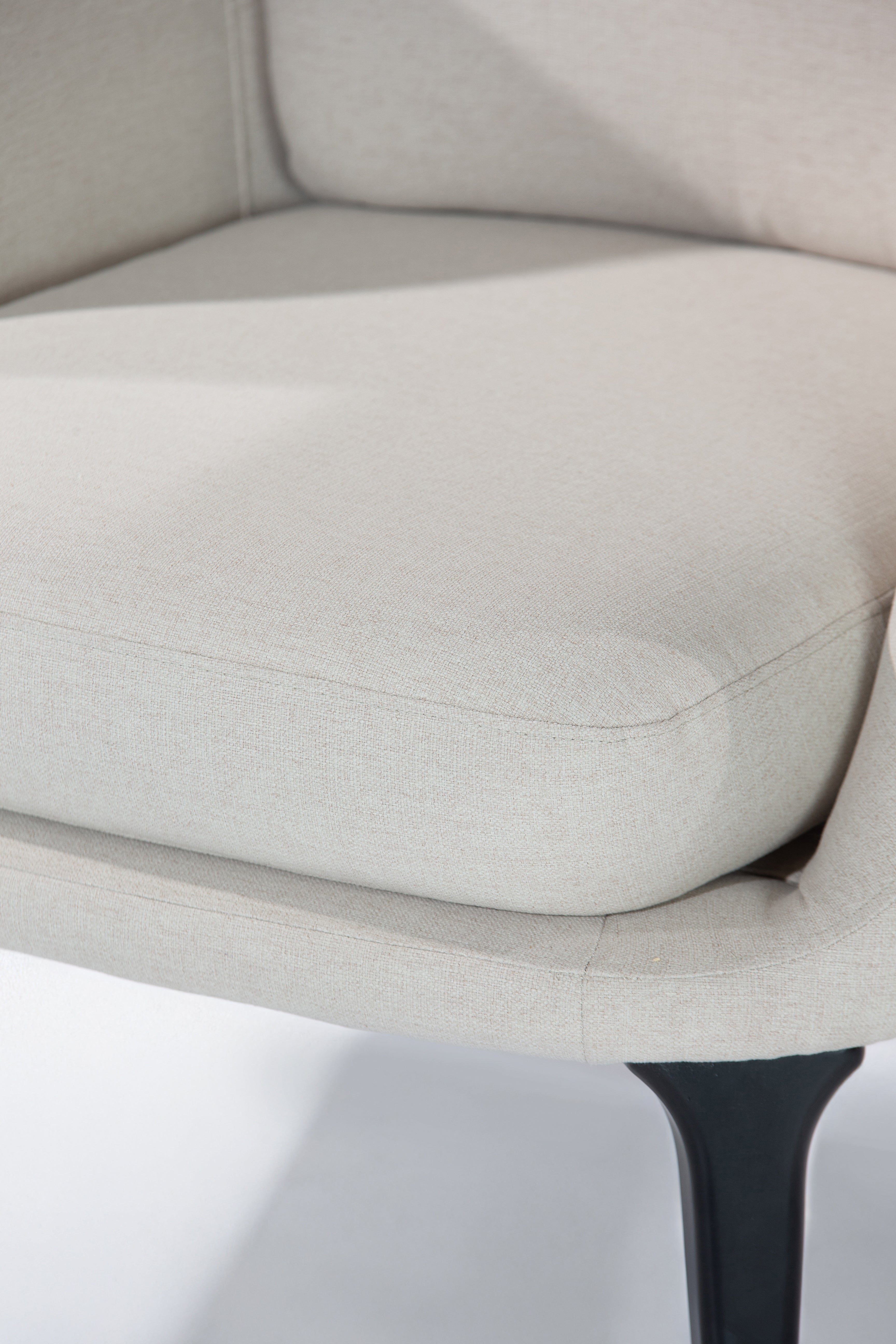 Kaelith Lounge Chair