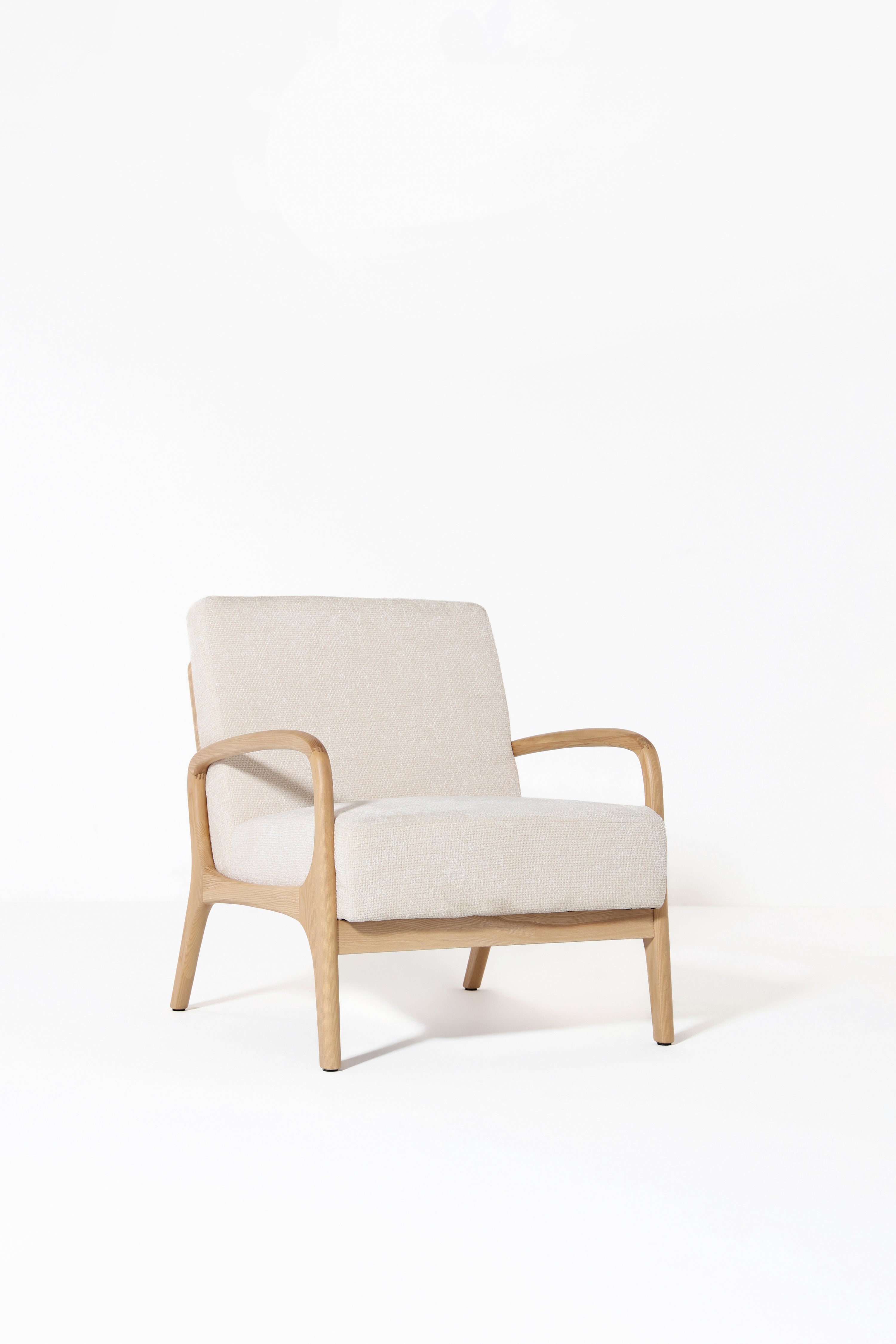 Linden Wooden Lounge Chair