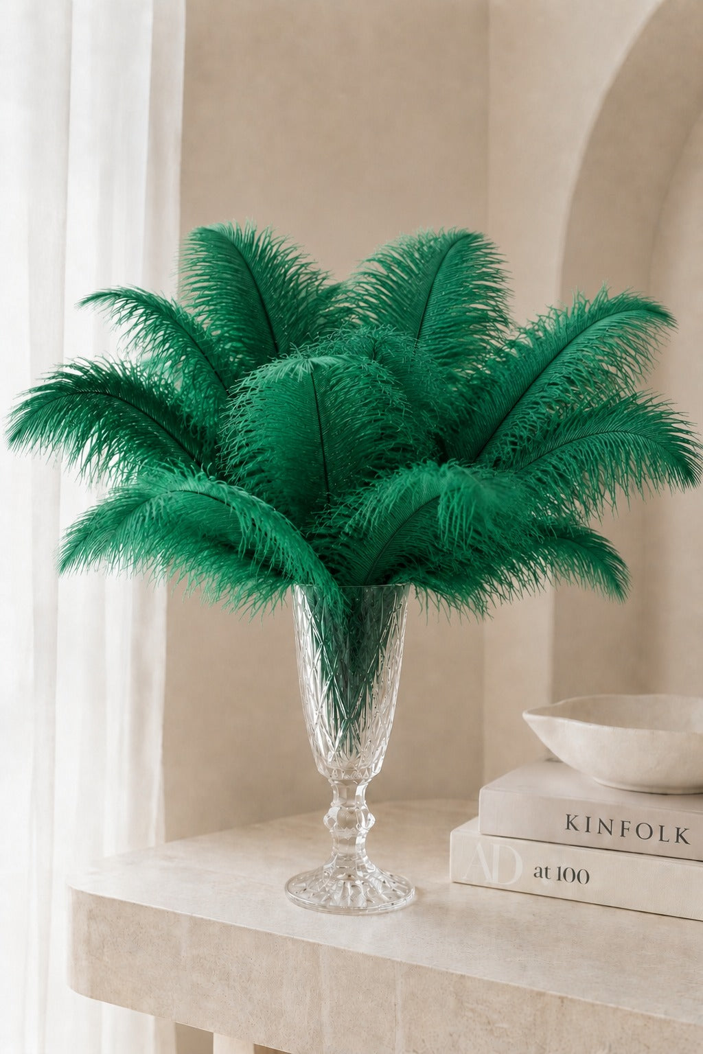 Nirova Green Decorative Feather Stem (Pack of 10)