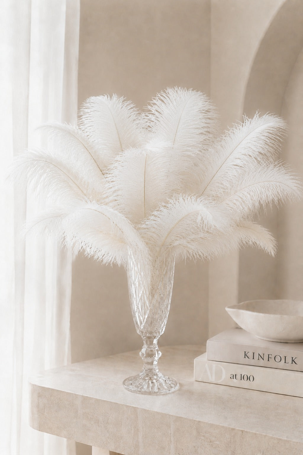 Nirova White Decorative Feather Stem (Pack of 10)