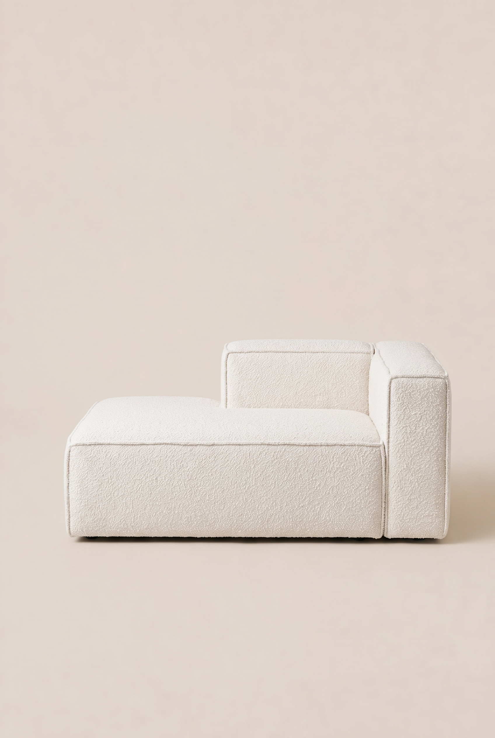 Safa Off White Boucle Chaise Module