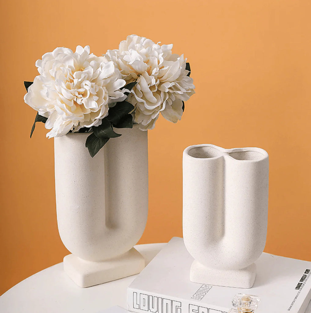 U-Shape Off-White Vase (Set of 2)