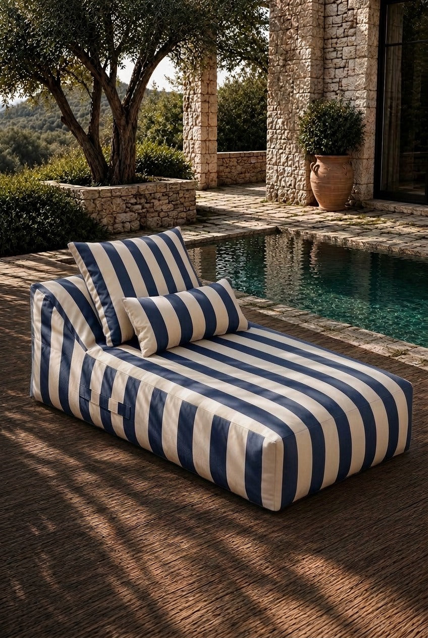 Vezan Blue Striped Outdoor Lounger