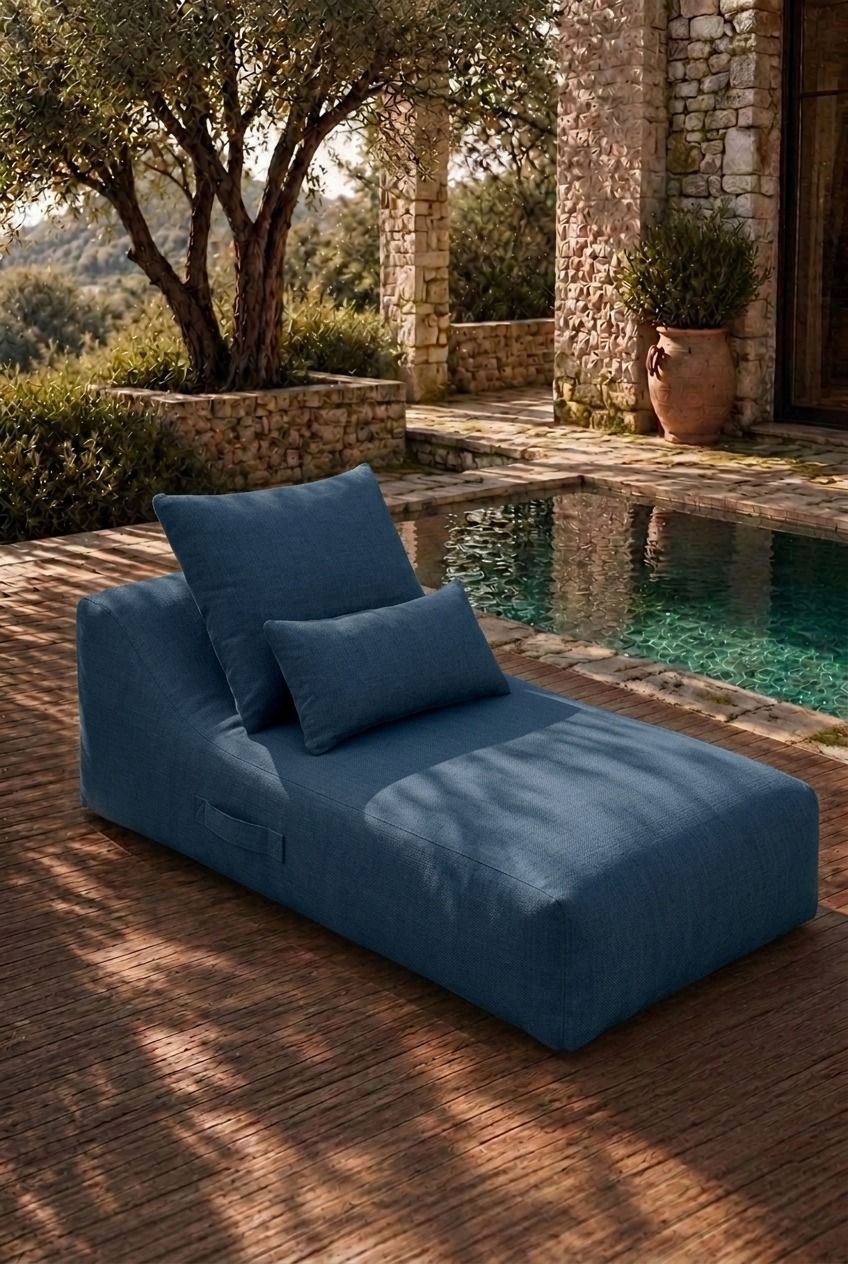 Vezan Navy Blue Outdoor Lounger