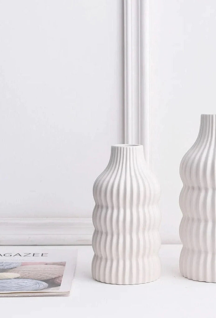 Layered Wavy Ceramic White Vases (2 Sizes)