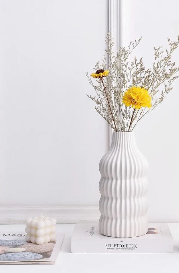 Layered Wavy Ceramic White Vases (2 Sizes)