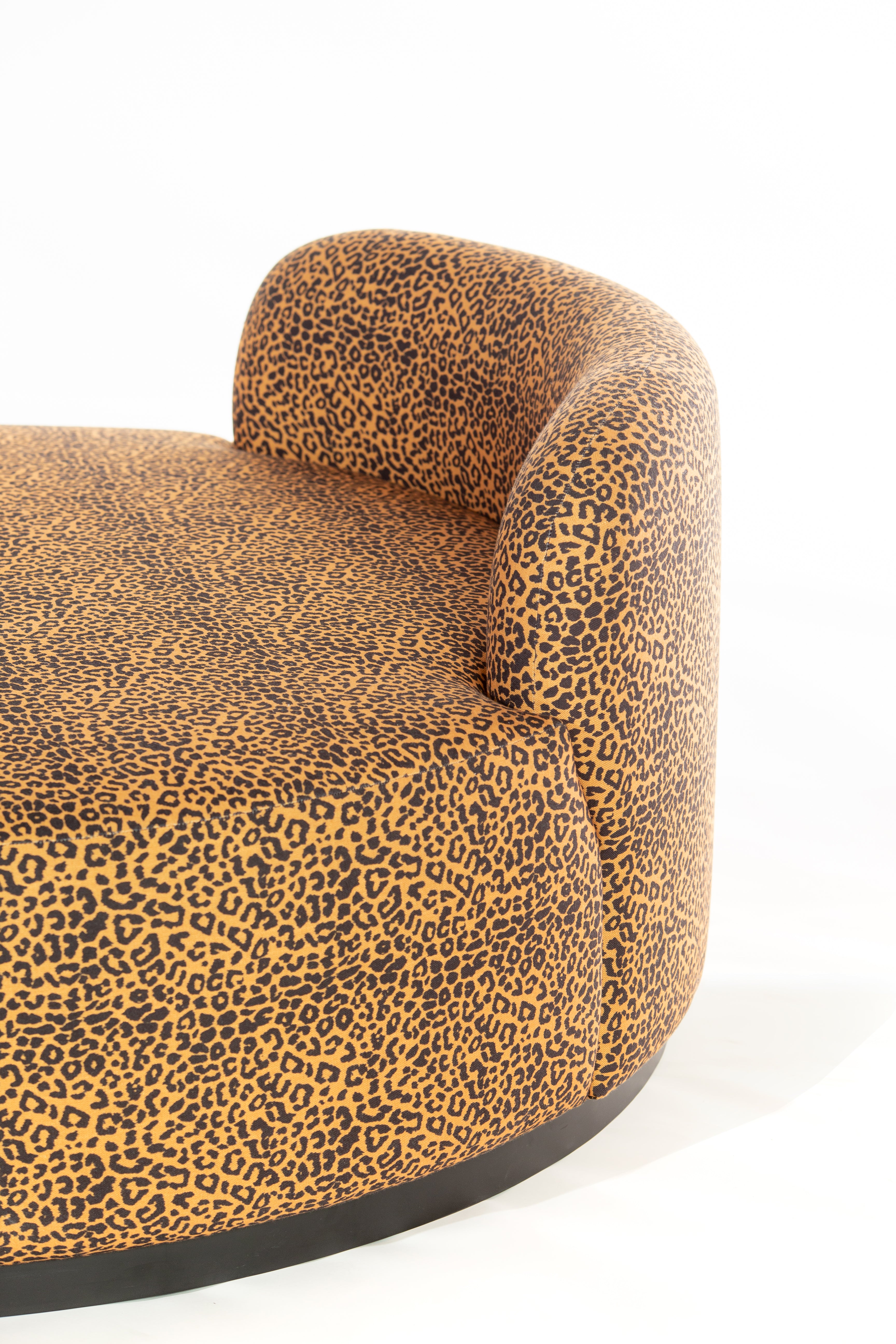 Yosline Wild Ember Day Bed