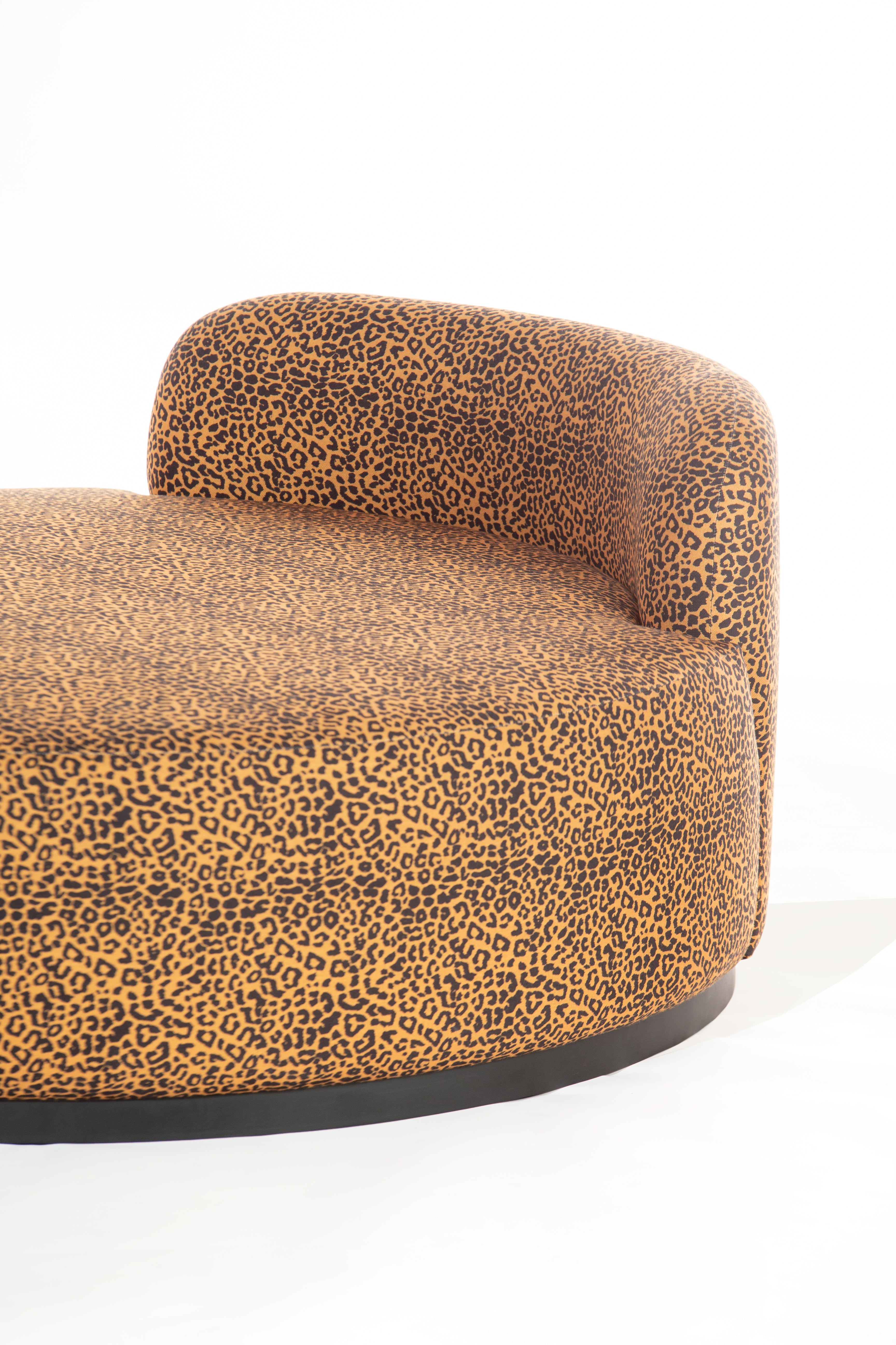 Yosline Wild Ember Day Bed