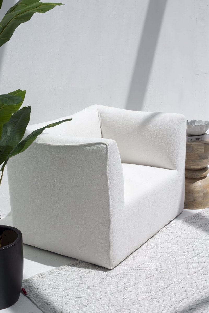 Zayla Lounge Chair With High Arms