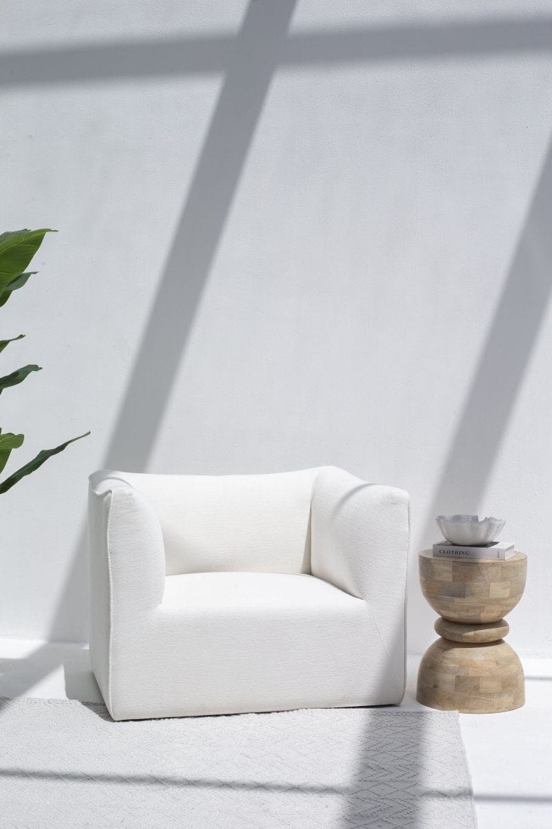 Zayla Lounge Chair With High Arms