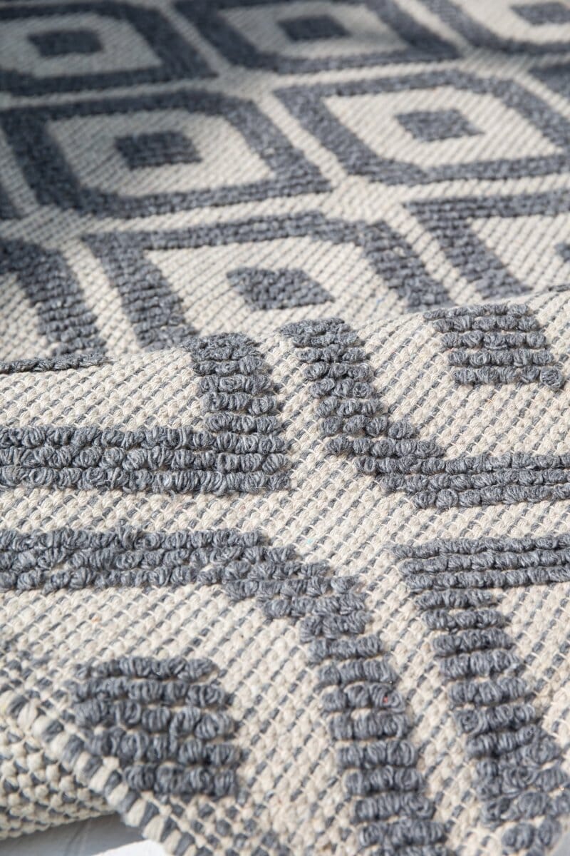 Mystic Weave - Pattern Natural Beige & Grey Woven Rug (2 Sizes)