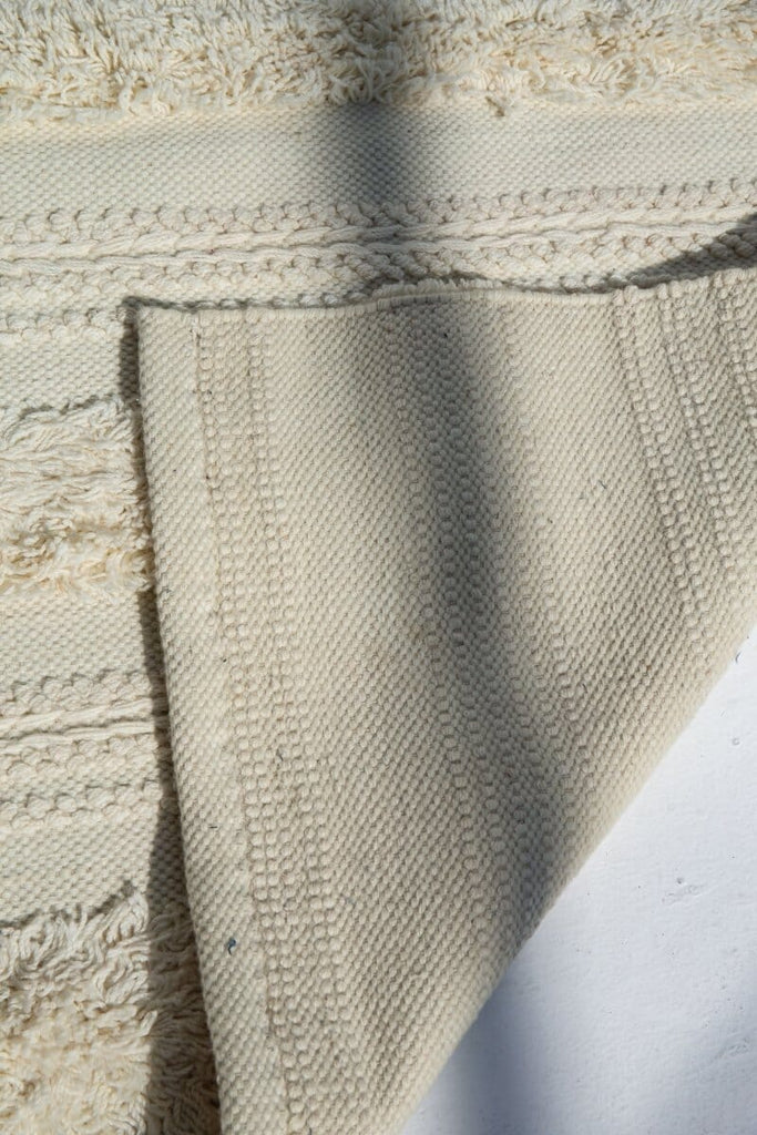 Creamy Fringes Wool Rug (2 Sizes)