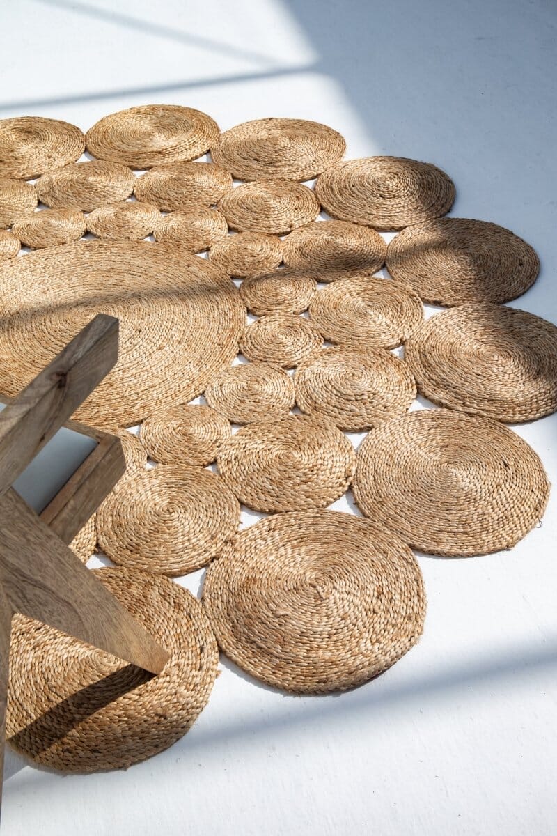 Festoon - Crochet Natural Jute Round Rug (2 Sizes)