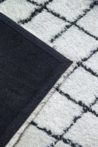 Criss Cross White & Black Fluffy Shaggy Rug (200x300 CM)