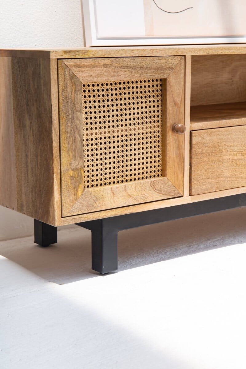 Alan Rattan Doors TV Unit Homekode 