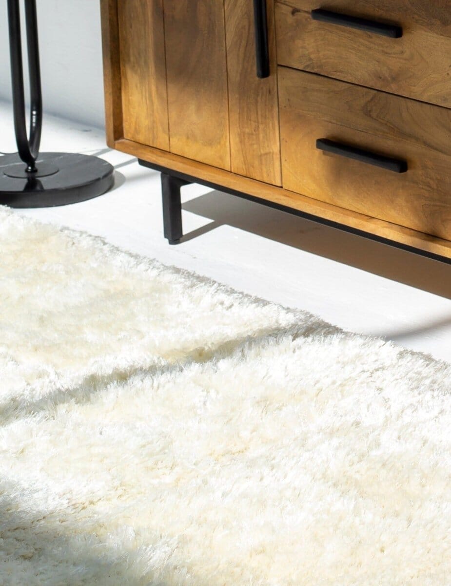 Cloud Haven - White Fluffy Shaggy Rug (4 Sizes)