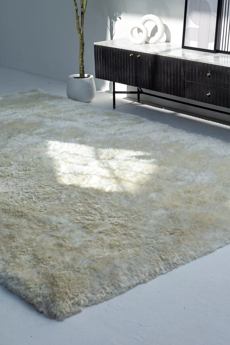 Cloud Haven - White Fluffy Shaggy Rug (4 Sizes)