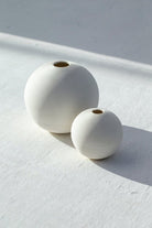 Round Ceramic Off-White Vase (2 Sizes)