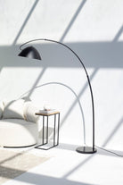 Curve Black Floor Lamp 