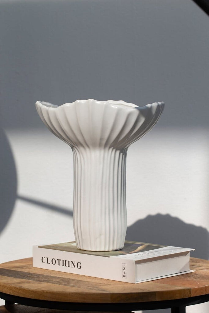 Long Flower White Vase IBE02 