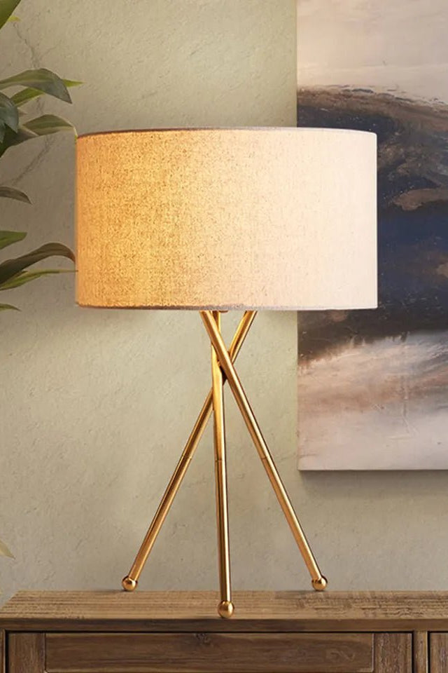Tripod Table Lamp