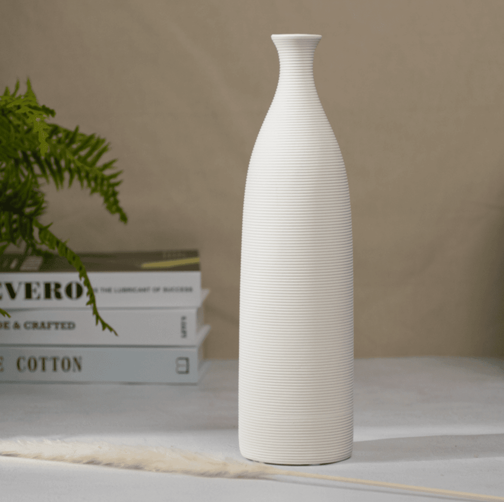 Long Nordic White Vase (4 Sizes)