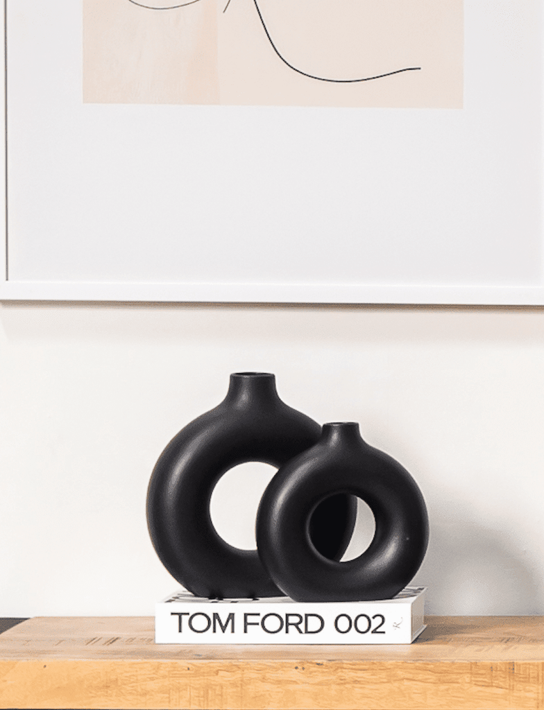 Black Ceramic Donut Vase (2 Sizes)