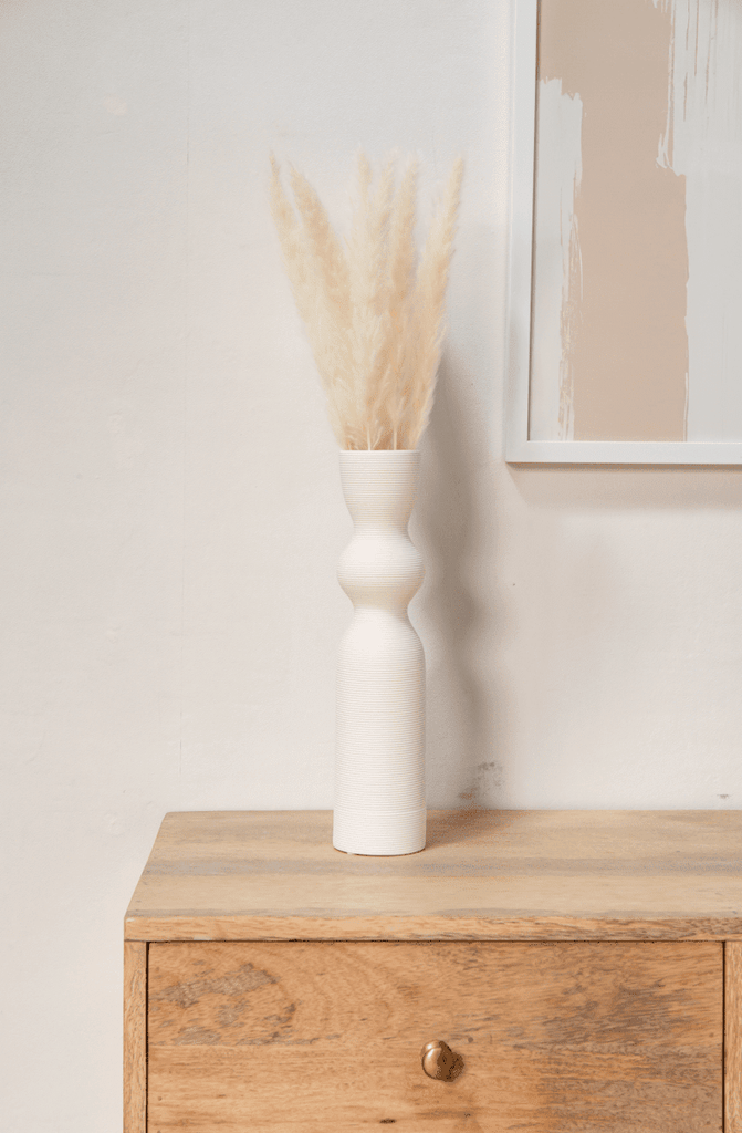 Wavy White Long Vase Homekode 