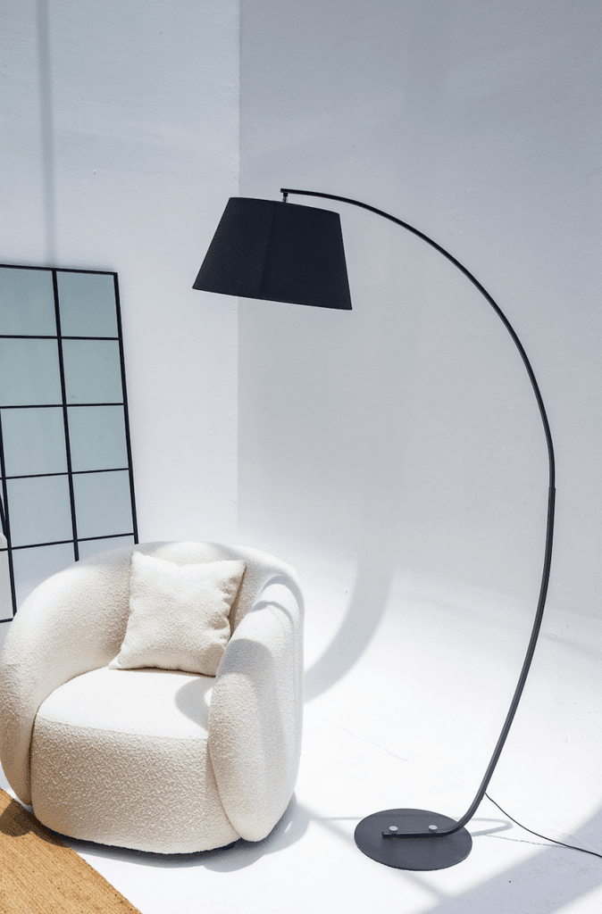 Curve Black Floor Lamp (180 CM) Homekode 